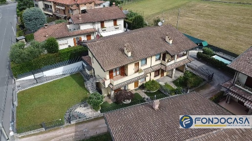 appartamento in vendita a Castelli Calepio in zona Quintano