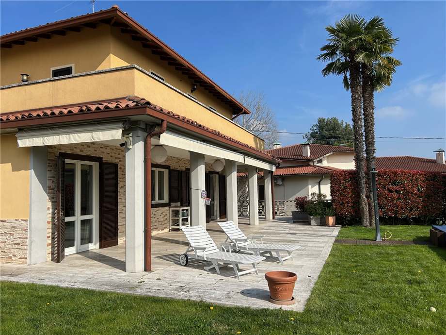 casa indipendente in vendita a Castelli Calepio in zona Tagliuno