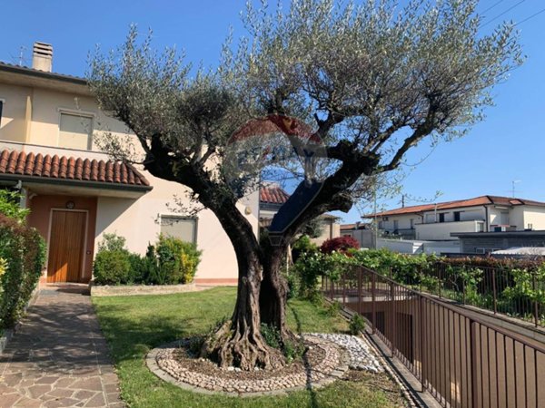casa indipendente in vendita a Castelli Calepio