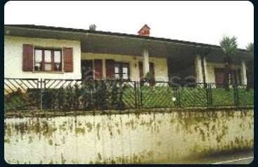 appartamento in vendita a Castelli Calepio in zona Tagliuno