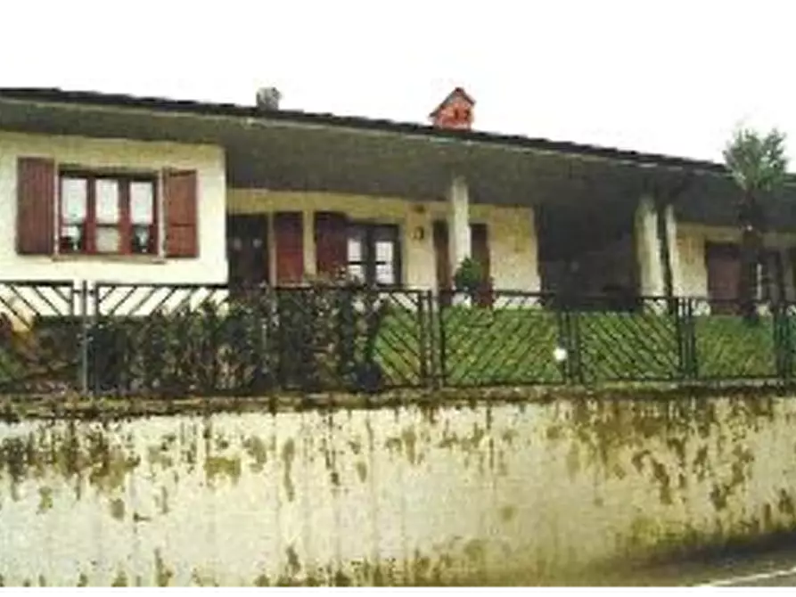 appartamento in vendita a Castelli Calepio in zona Tagliuno