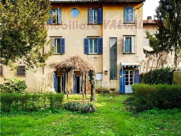 casa indipendente in vendita a Castelli Calepio in zona Tagliuno