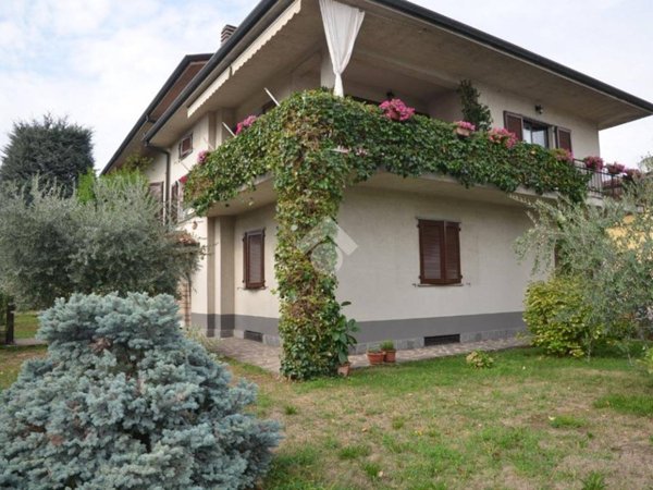 casa indipendente in vendita a Castelli Calepio in zona Cividino