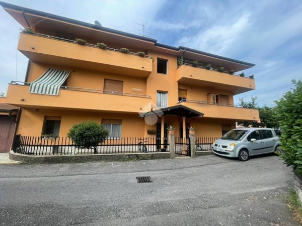 appartamento in vendita a Castelli Calepio in zona Cividino