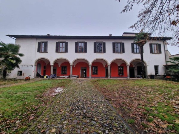 casa indipendente in vendita a Castelli Calepio in zona Tagliuno