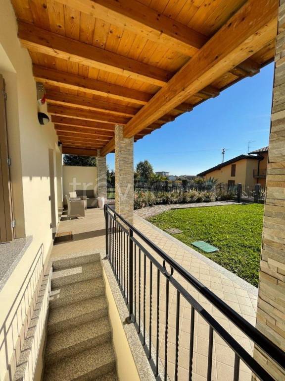 appartamento in vendita a Castelli Calepio in zona Tagliuno