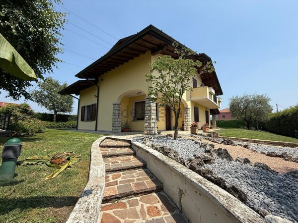 casa indipendente in vendita a Castelli Calepio