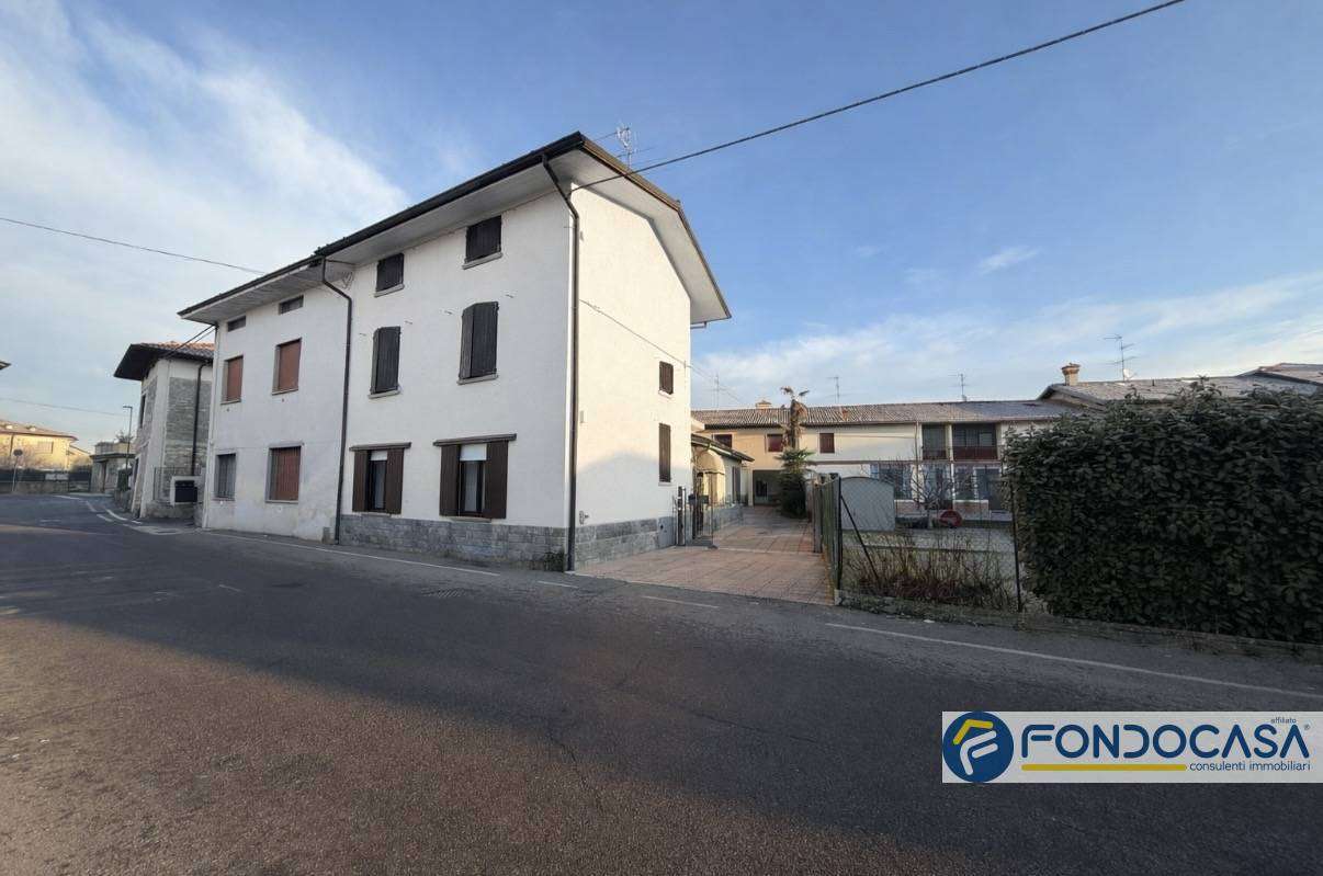 appartamento in vendita a Castelli Calepio in zona Quintano