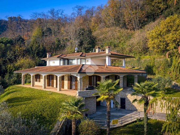 casa indipendente in vendita a Castelli Calepio in zona Calepio