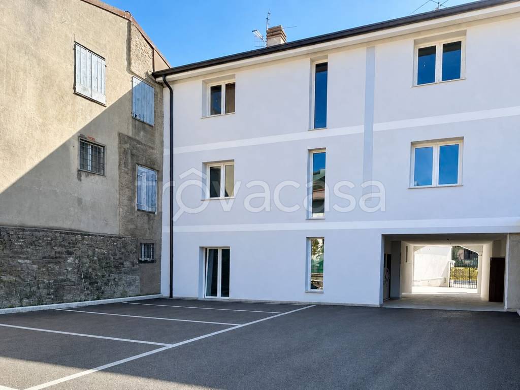 appartamento in vendita a Castelli Calepio in zona Tagliuno
