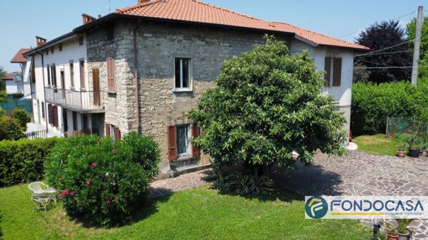 casa indipendente in vendita a Castelli Calepio in zona Calepio