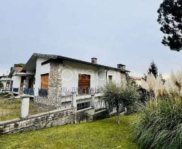 casa indipendente in vendita a Castelli Calepio