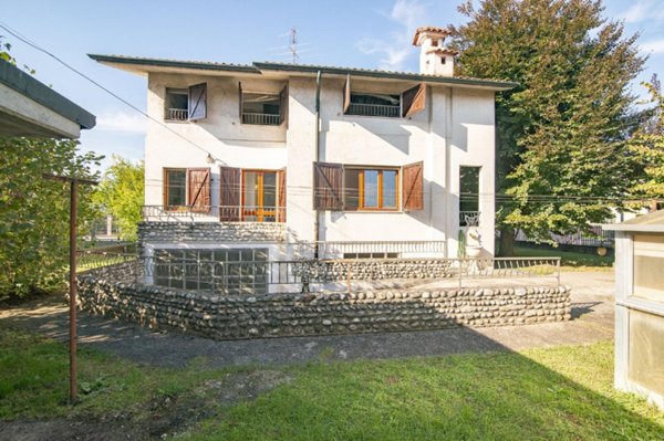 casa indipendente in vendita a Castel Rozzone
