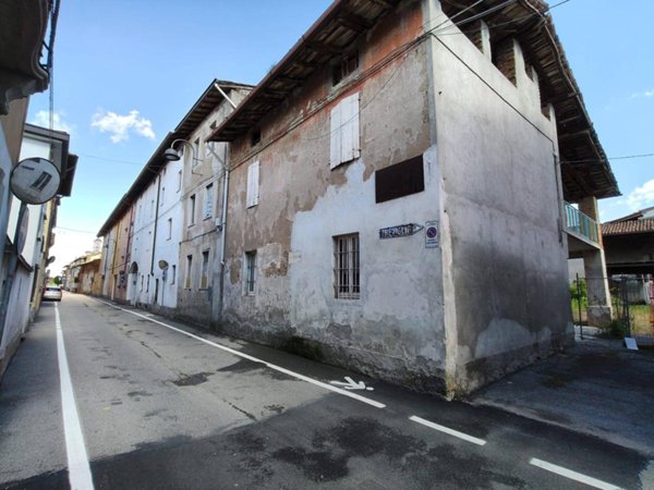 casa indipendente in vendita a Castel Rozzone