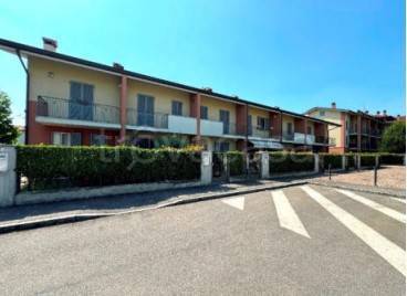 appartamento in vendita a Castel Rozzone