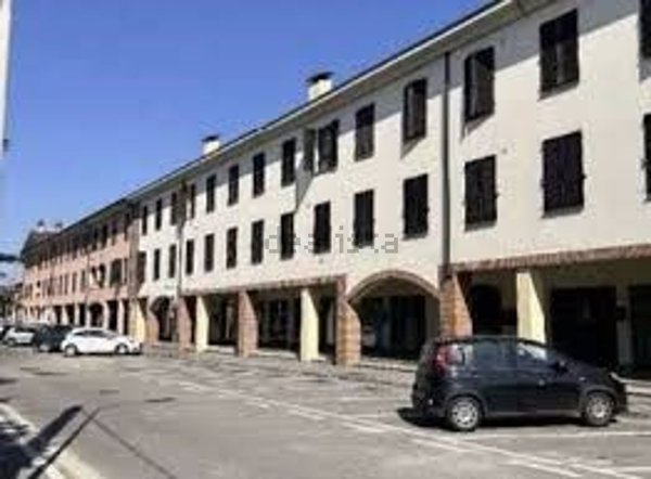 negozio in vendita a Castel Rozzone