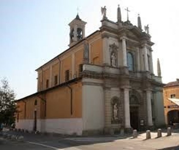 negozio in vendita a Castel Rozzone