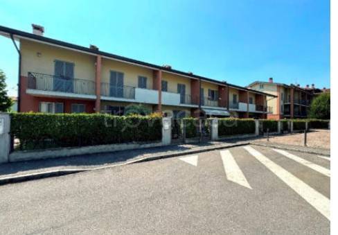 appartamento in vendita a Castel Rozzone