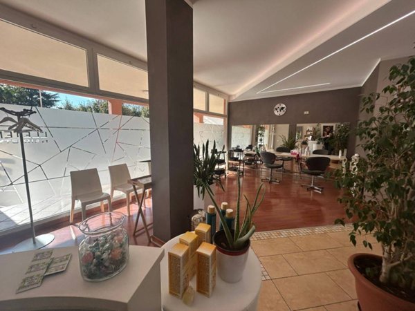 negozio in vendita a Castel Rozzone