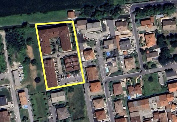 appartamento in vendita a Castel Rozzone