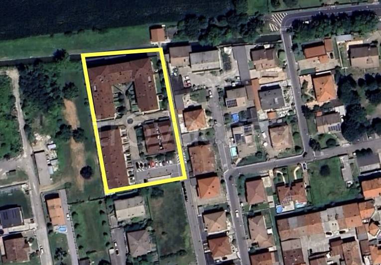 casa indipendente in vendita a Castel Rozzone