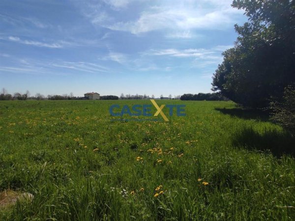 terreno agricolo in vendita a Castel Rozzone