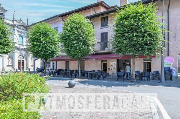 locale commerciale in vendita a Castel Rozzone