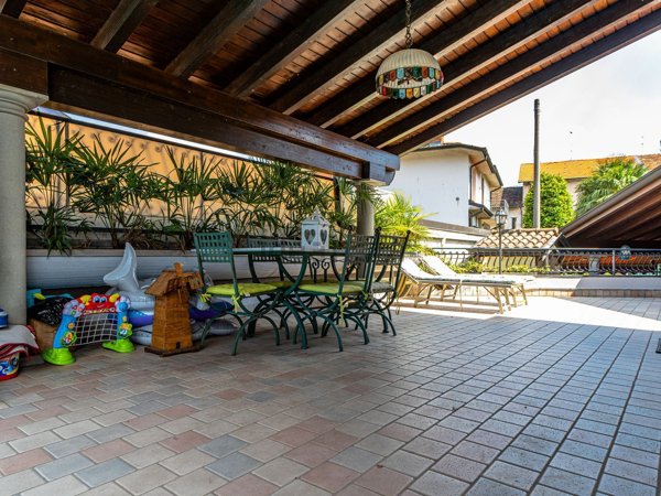 casa indipendente in vendita a Castel Rozzone