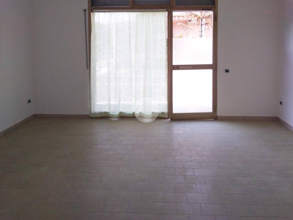 negozio in vendita a Castel Rozzone