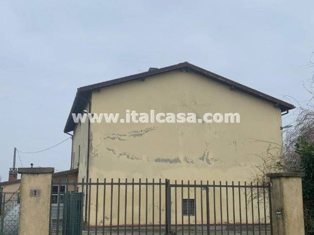 casa indipendente in vendita a Castel Rozzone