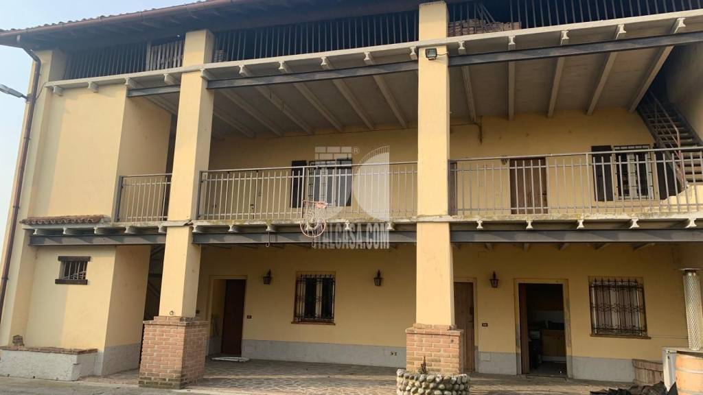 casa indipendente in vendita a Castel Rozzone