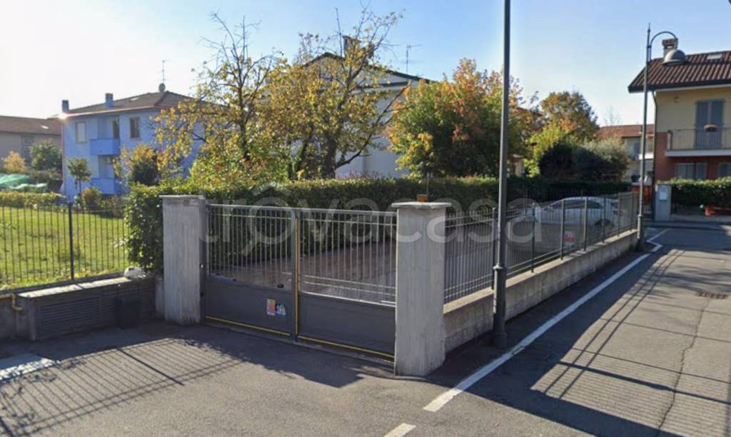 casa indipendente in vendita a Castel Rozzone