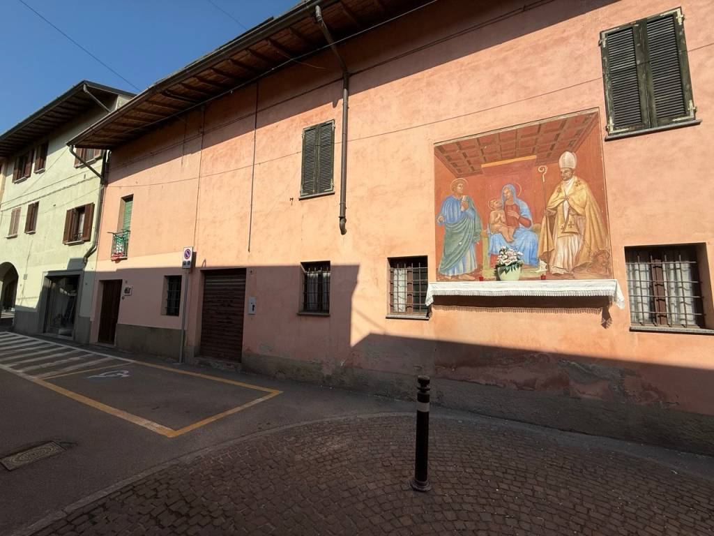 pentavano in vendita a Castel Rozzone