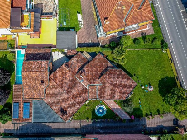 casa indipendente in vendita a Castel Rozzone