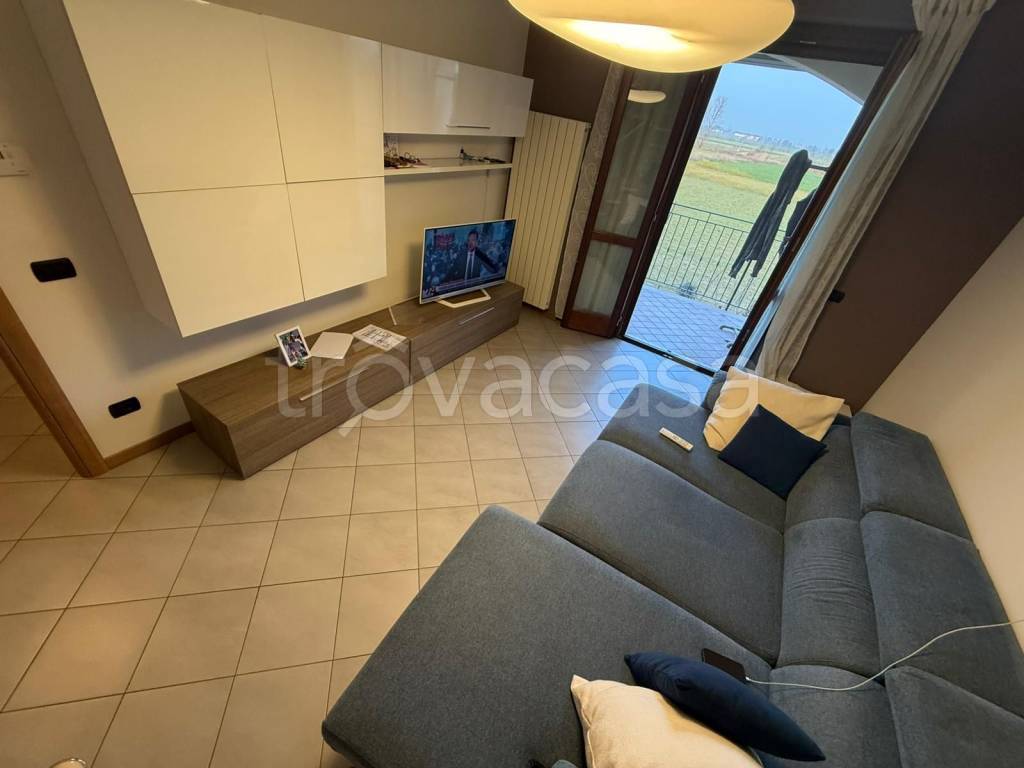 appartamento in vendita a Castel Rozzone