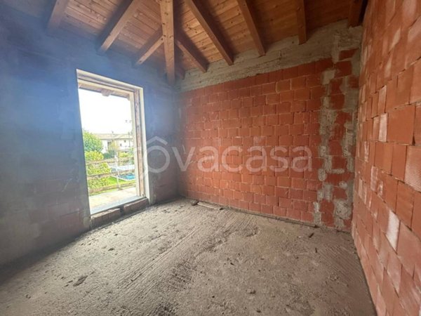 casa indipendente in vendita a Castel Rozzone