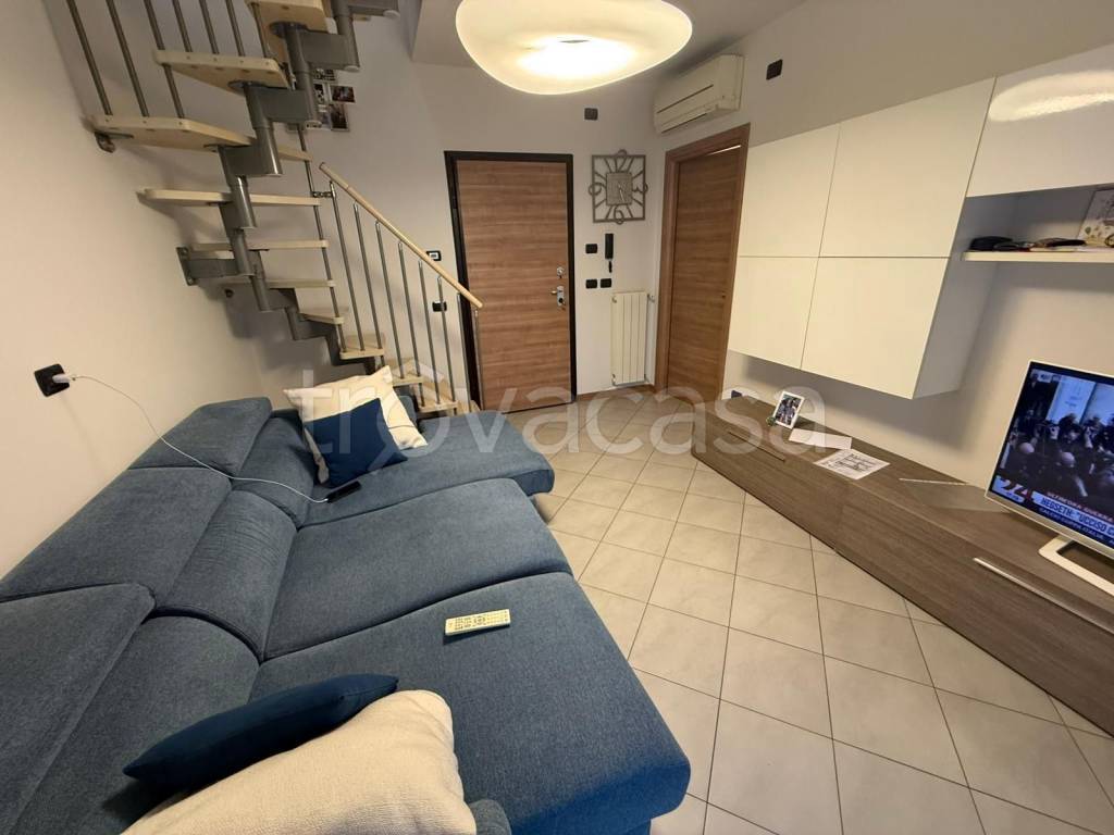 appartamento in vendita a Castel Rozzone