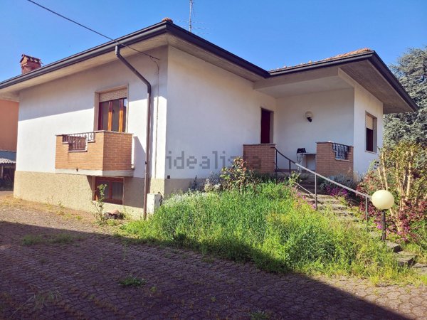 casa indipendente in vendita a Castel Rozzone