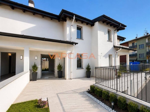 casa indipendente in vendita a Castel Rozzone