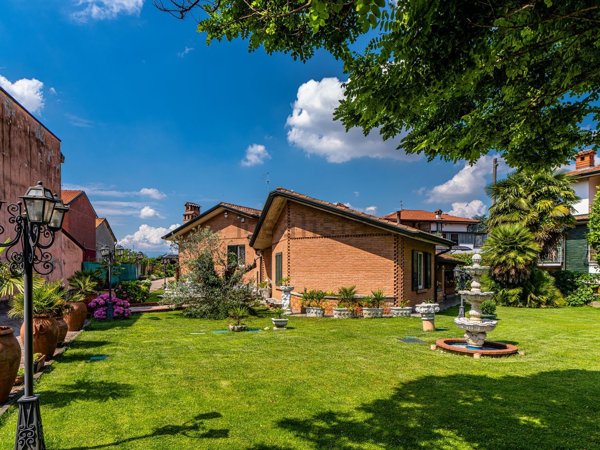 casa indipendente in vendita a Castel Rozzone