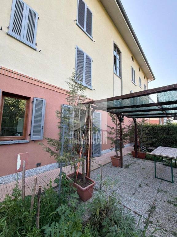 appartamento in vendita a Castel Rozzone