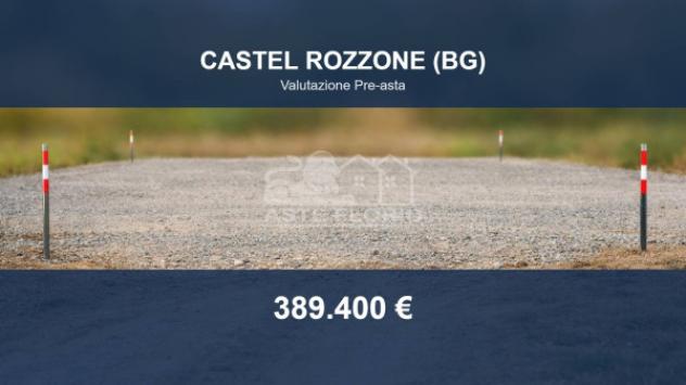 terreno agricolo in vendita a Castel Rozzone