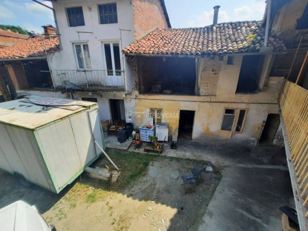 casa indipendente in vendita ad Albiano d'Ivrea