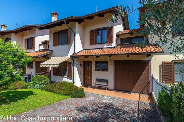 casa indipendente in vendita ad Albiano d'Ivrea