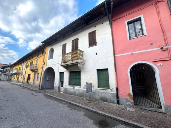 negozio in vendita ad Albiano d'Ivrea
