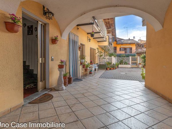 casa indipendente in vendita ad Albiano d'Ivrea