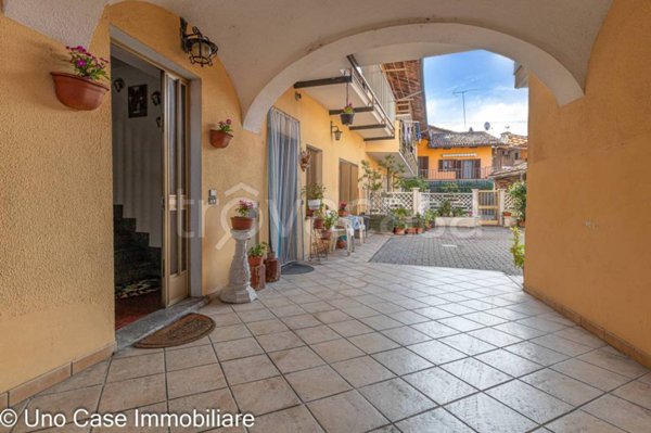 casa indipendente in vendita ad Albiano d'Ivrea