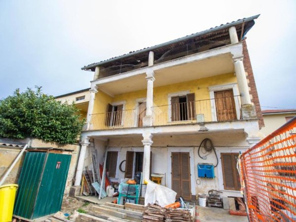 casa indipendente in vendita ad Albiano d'Ivrea