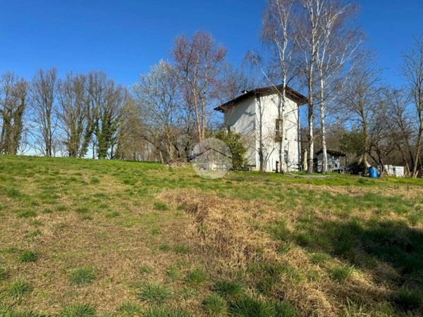 casa indipendente in vendita ad Albiano d'Ivrea