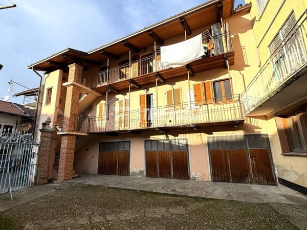 casa indipendente in vendita ad Albiano d'Ivrea
